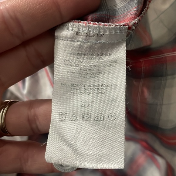 Men’s Columbia button down - Picture 7 of 7